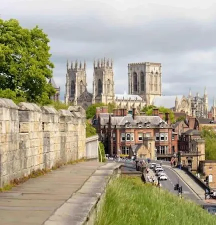 Woodland View With Hot Tub And Snooker Table * Huby