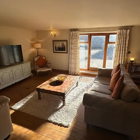 Woodland View With Hot Tub And Snooker Table *