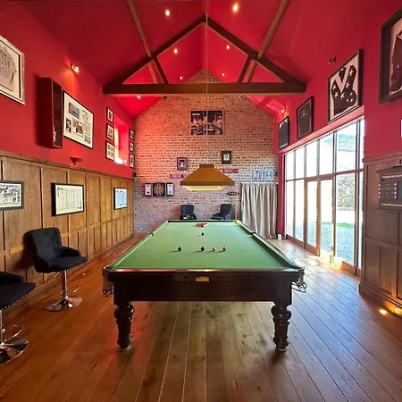 Woodland View With Hot Tub And Snooker Table * Huby