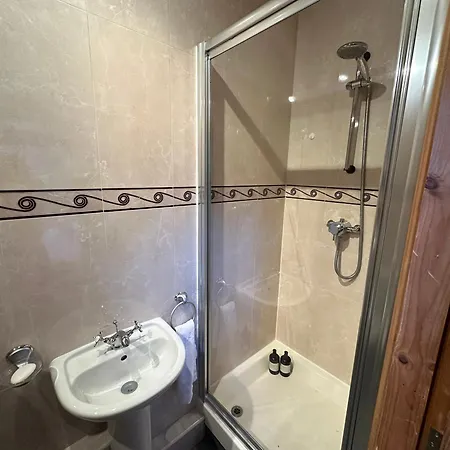Woodland View With Hot Tub And Snooker Table Holiday home