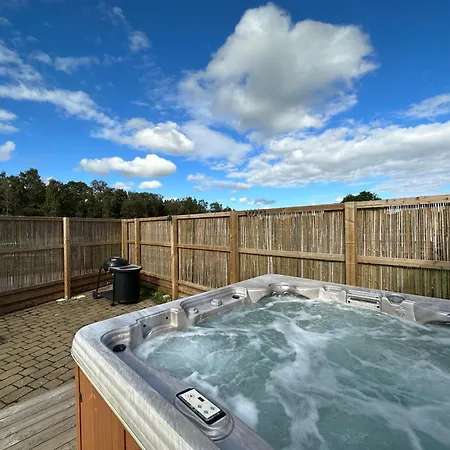 Woodland View With Hot Tub And Snooker Table * Huby